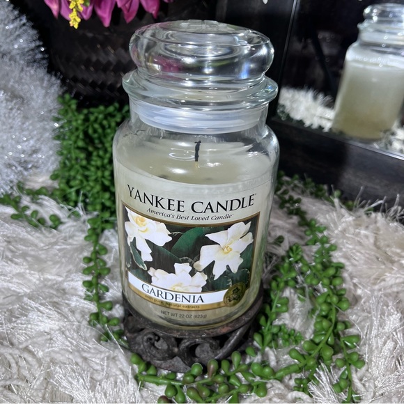 Yankee Candle Other - *RARE* Black Label Yankee Candle Gardenia 22 oz